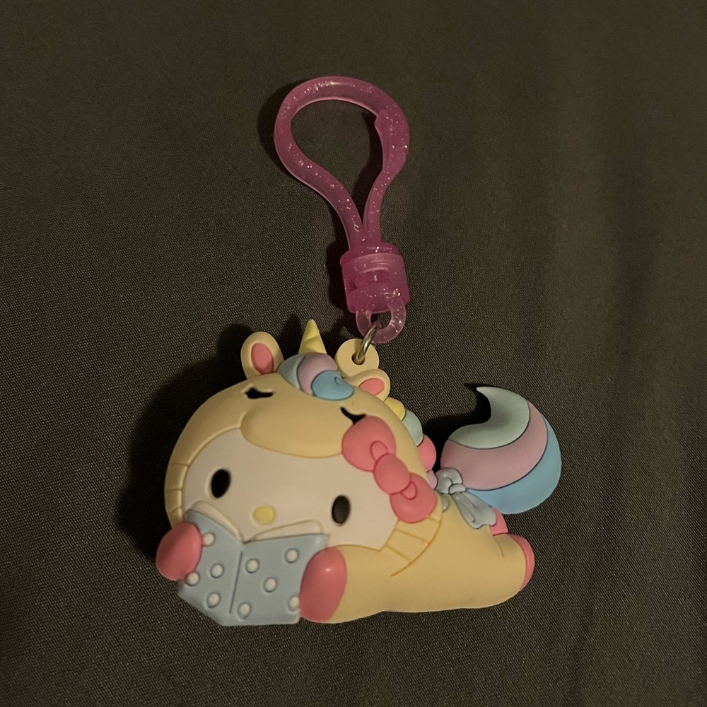 Hello Kitty And Friends Series 4 Unicorn Blind Bag Key Chain